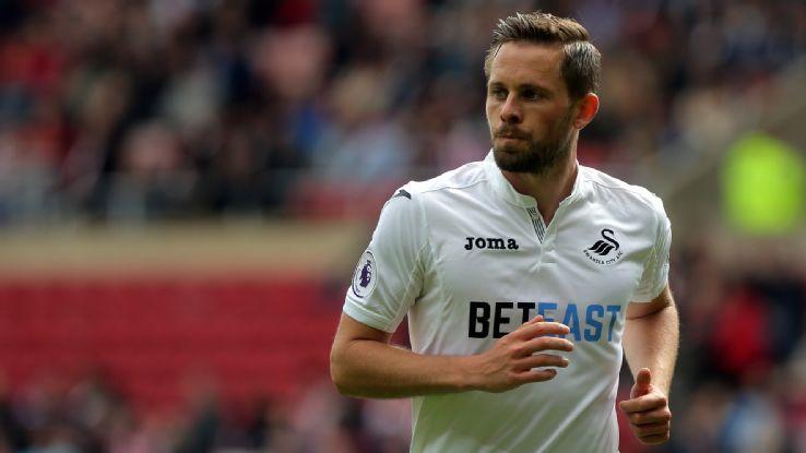 欧冠球员表现评析：C罗连续进球,