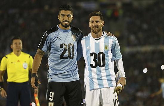 0-2！3-2！费内巴切女排夺冠瓦尔加斯MVP博斯科维奇24分难救主