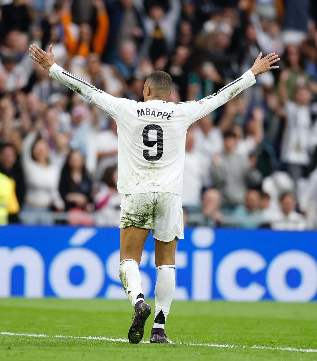 率队首次进亚冠！官方：成都蓉城授予徐正源“功勋主教练”称号（官方宣布：徐正源获授成都蓉城“功勋主教练”，率队历史性闯入亚冠）