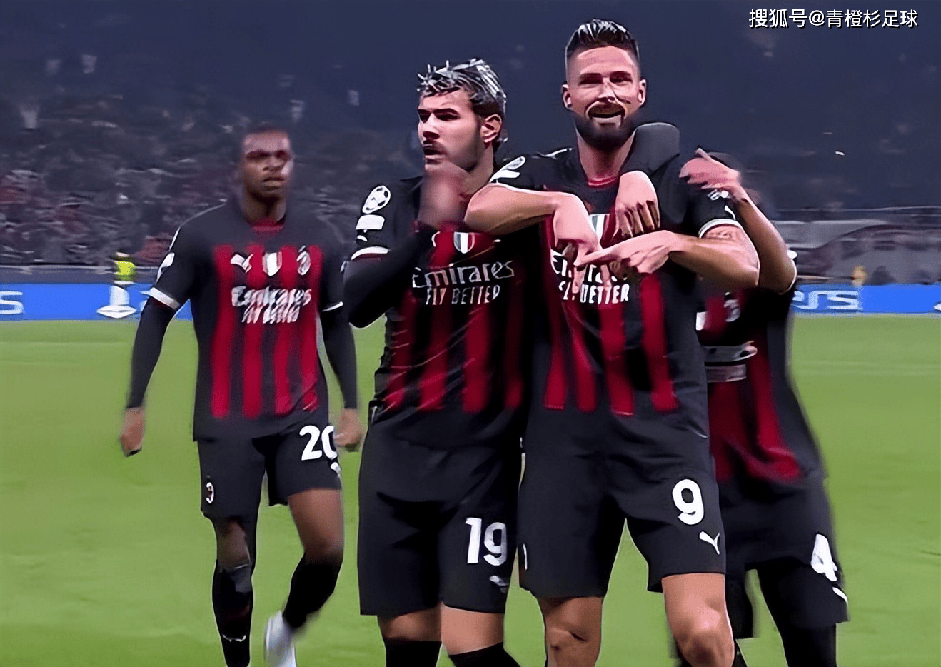 王伟：亚泰中期想引进更好的球员，但这些球员不愿冒巨大风险